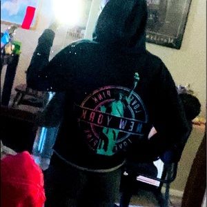 PINK NEW YORK Cropped hoody